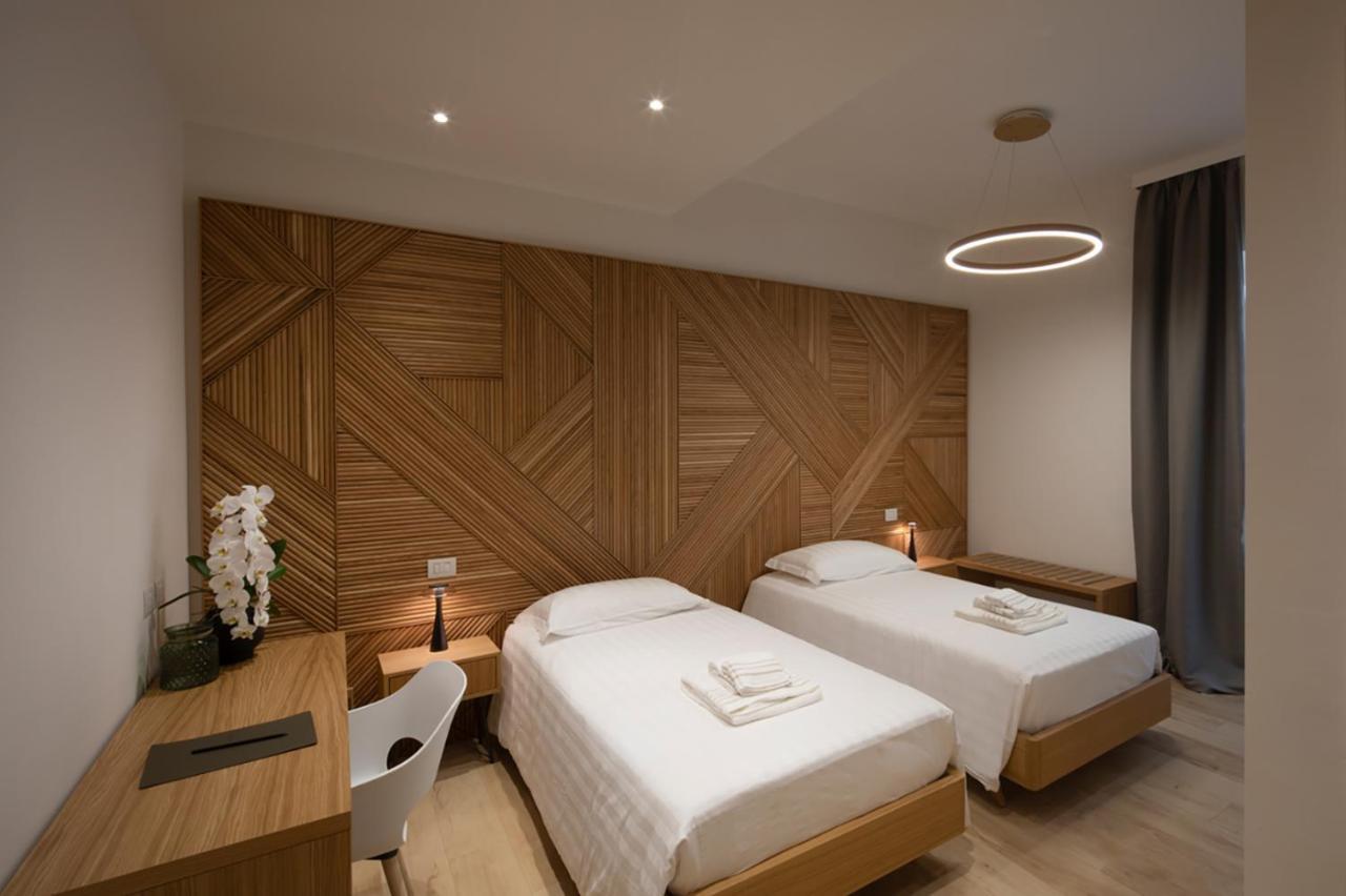 Cazzago San Martino Ophelia Hotel מראה חיצוני תמונה